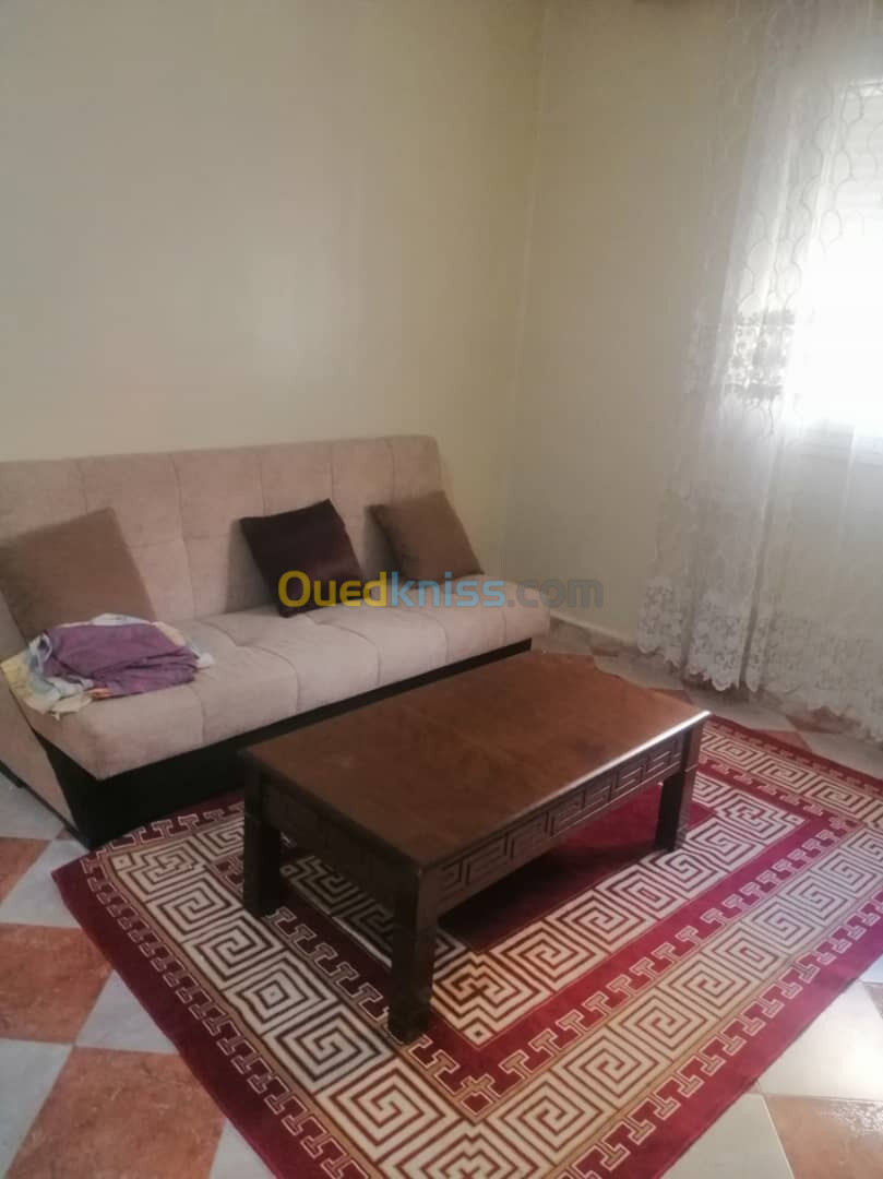 Location vacances Niveau De Villa F1 Alger Bordj el kiffan