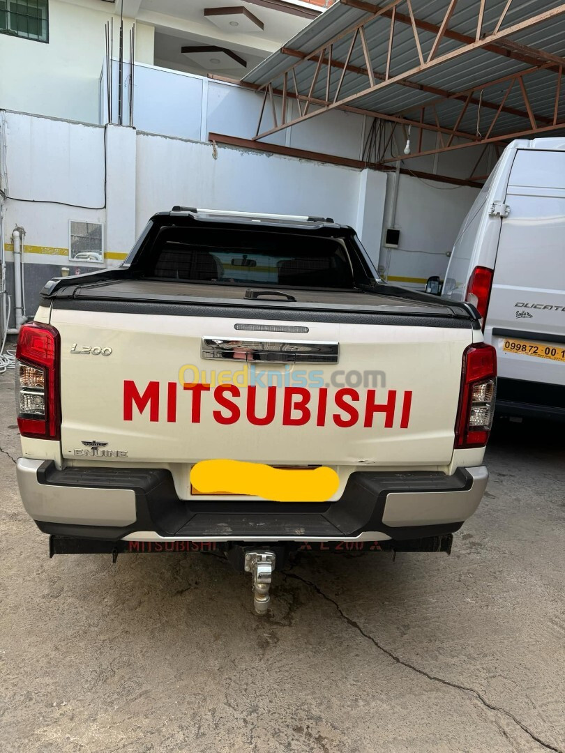 Mitsubishi L200 4×4 2023