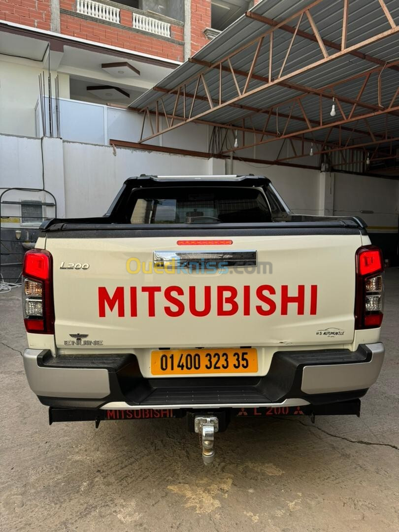 Mitsubishi L 200 2023 MIVEC SPORTIRO 4×4