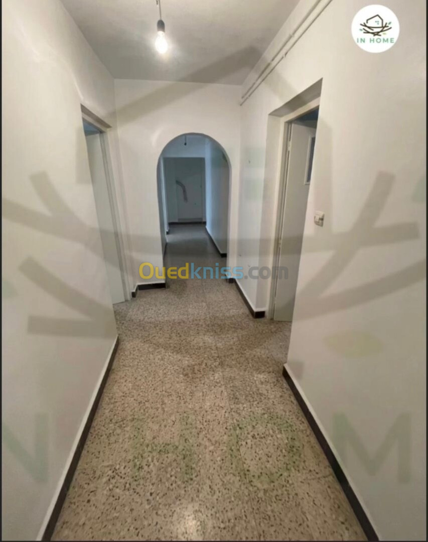 Location Appartement F4 Alger Dely brahim