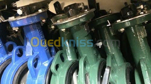 BUTTERFLY VALVES (BUNA-N SEAT)