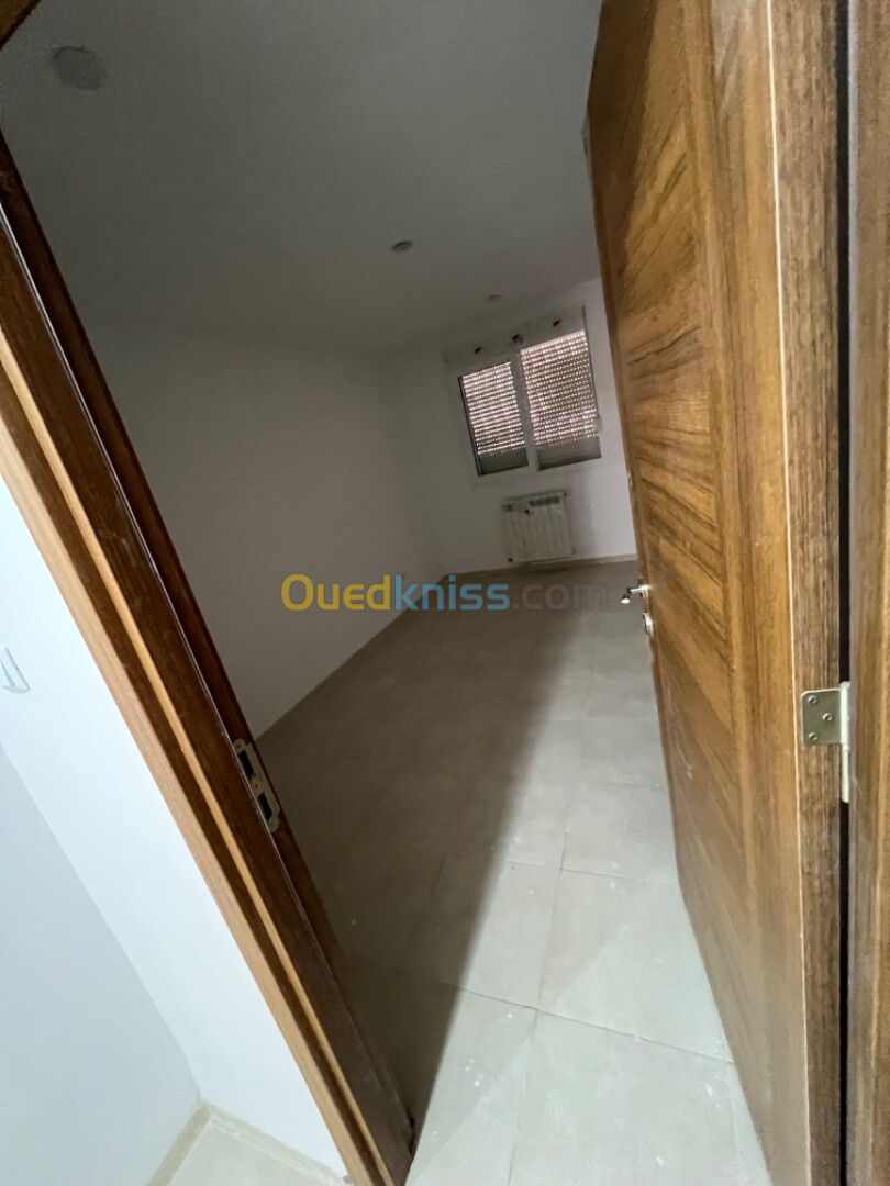 Location Appartement F5 Alger Ouled fayet