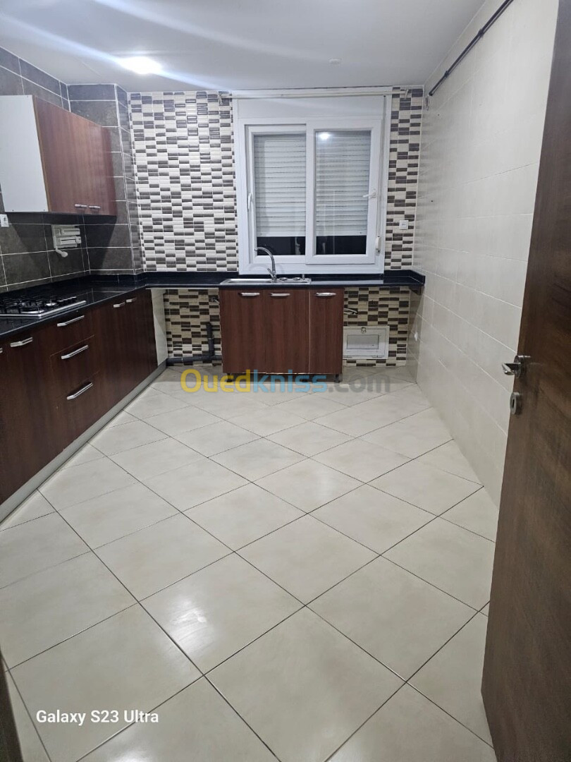 Location Appartement F4 Alger El achour