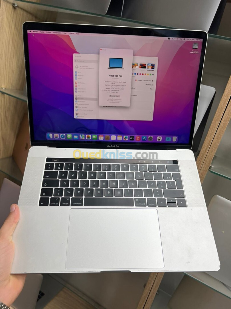 MacBook pro i7 2017 TouchBar 15.4 16GB/512 