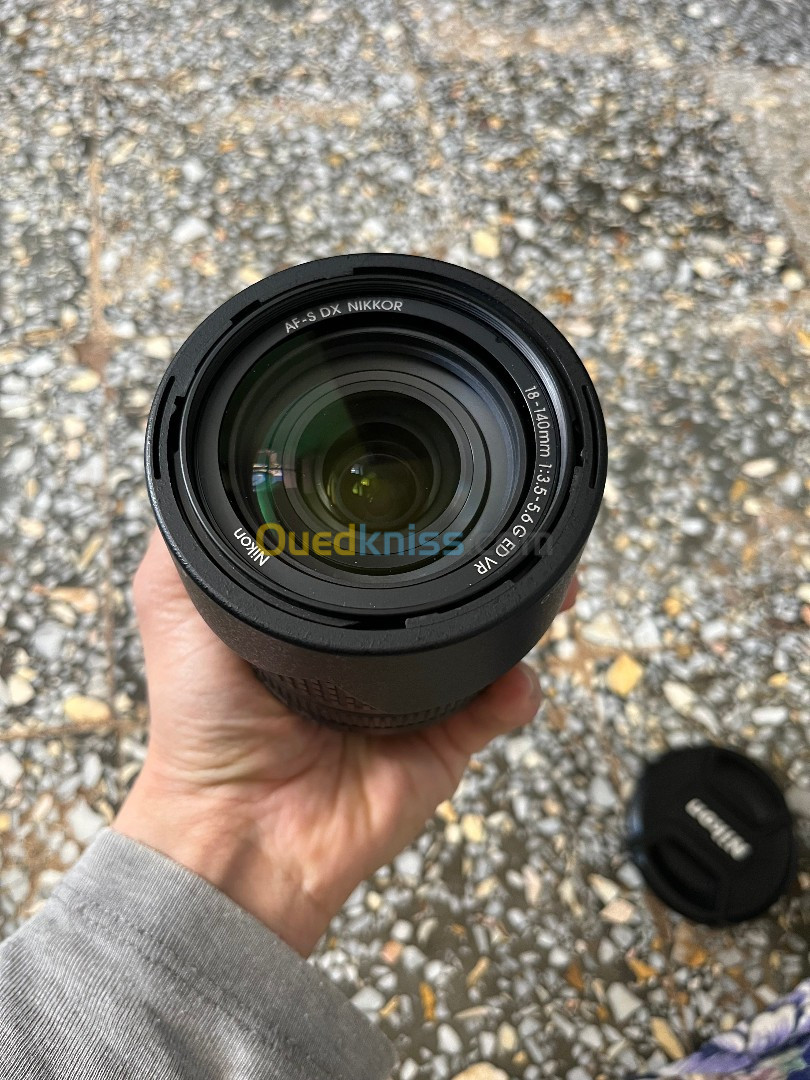 Objectif NIKON DX VR 18-140mm 1:3.5 - 5.6G ED