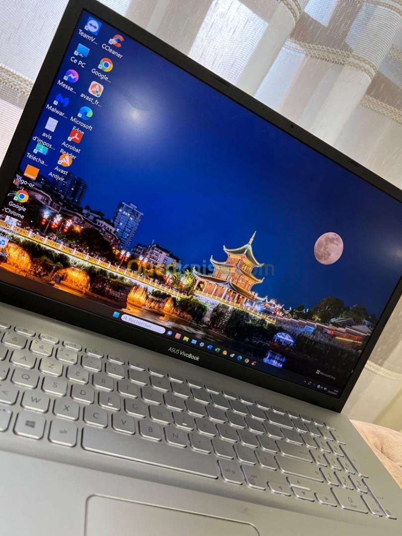 ASUS VIvoBook 17