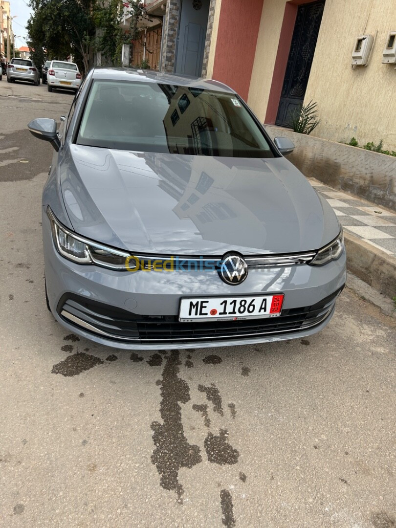 Volkswagen Golf 8 2022 Avtive