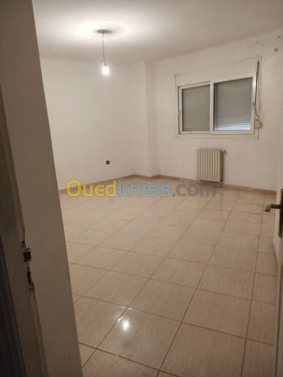 Vente Appartement F3 Bouira Bouira