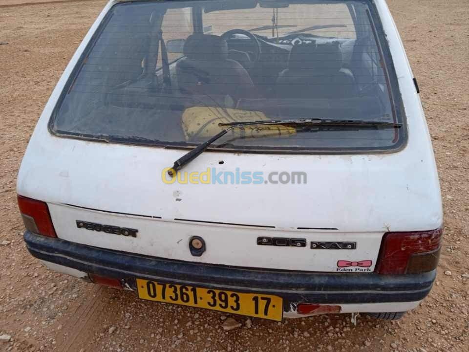 Peugeot 205 1993 فرنسية