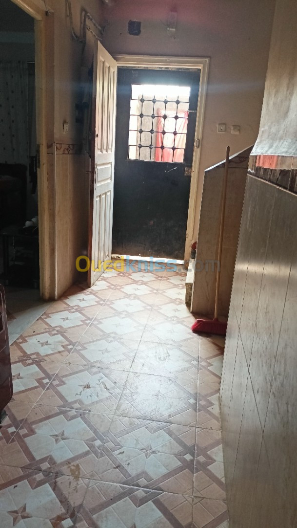 Vente Appartement F3 Biskra Chetma