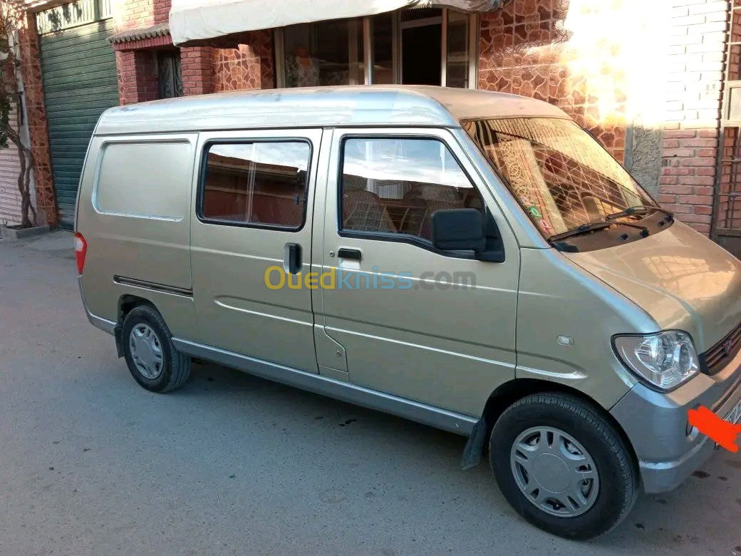 Wuling 5 place 1.2 2013 Fourgon wuling 2013 1.2 5 place