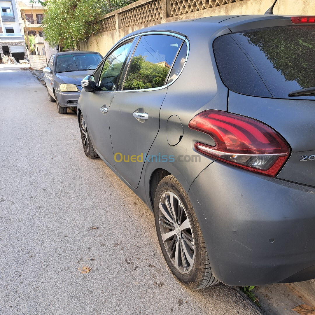 Peugeot 208 2018 Allure Facelift