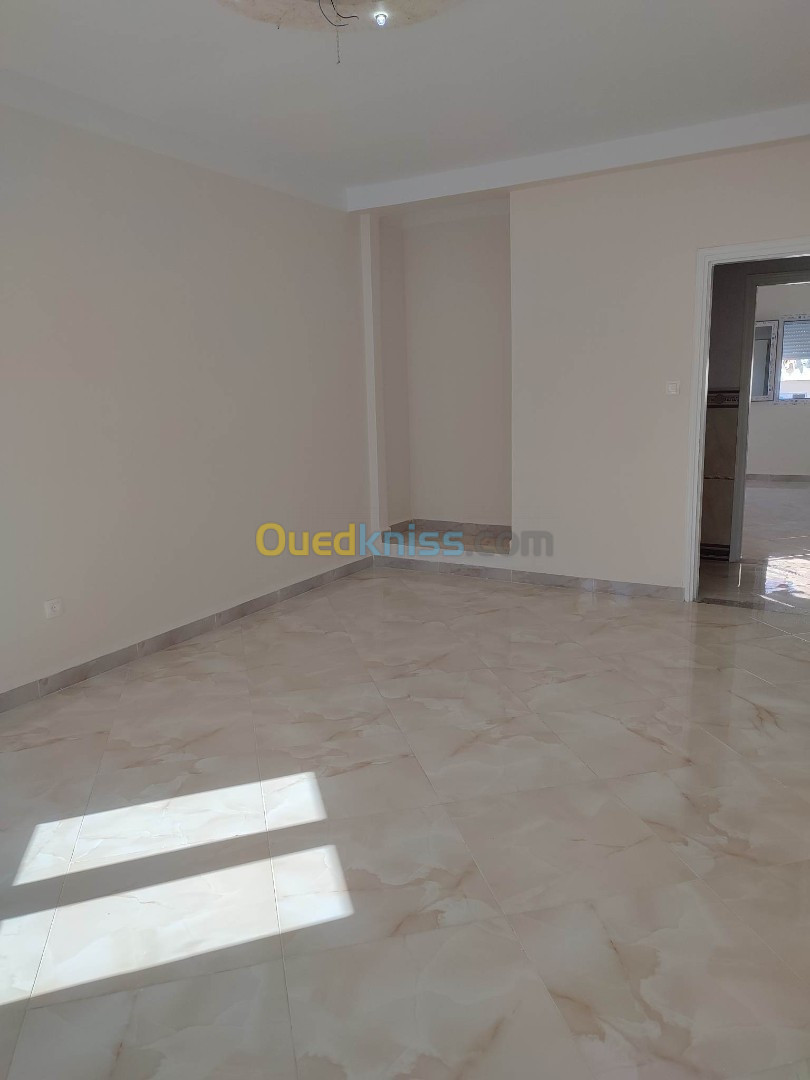 Vente Appartement F4 Bouira Lakhdaria