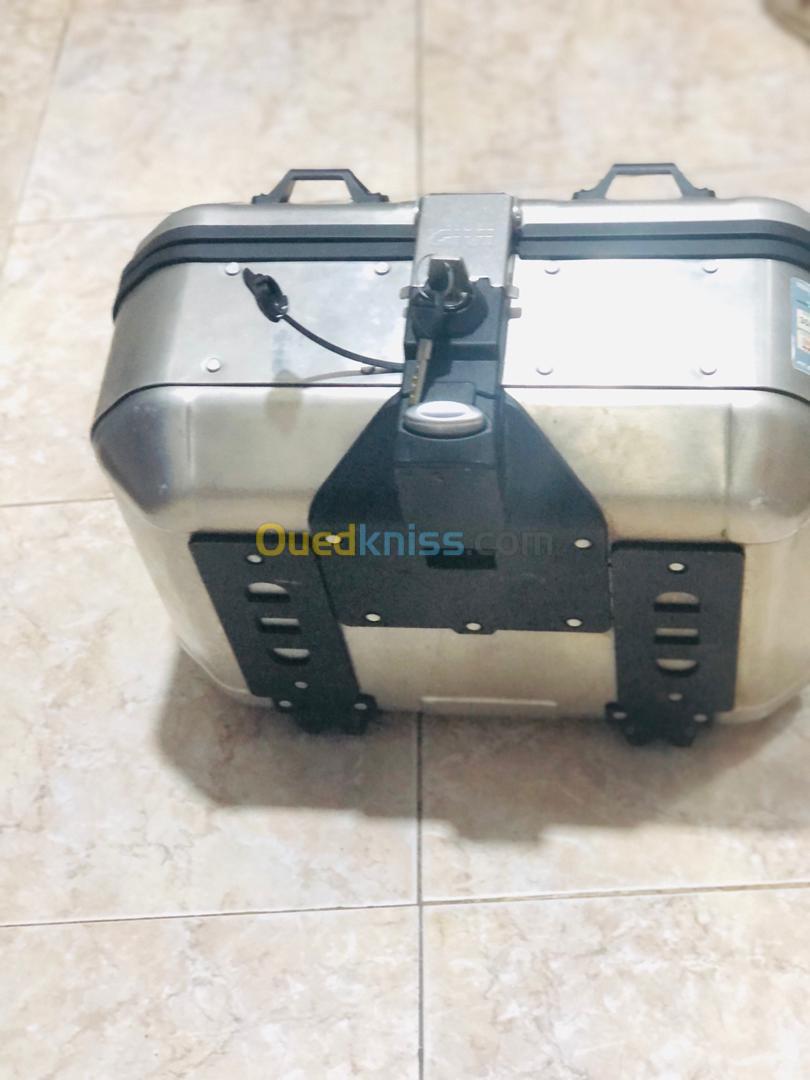 GIVI DLM30 30L 10 KG كيس دراجة اصلي