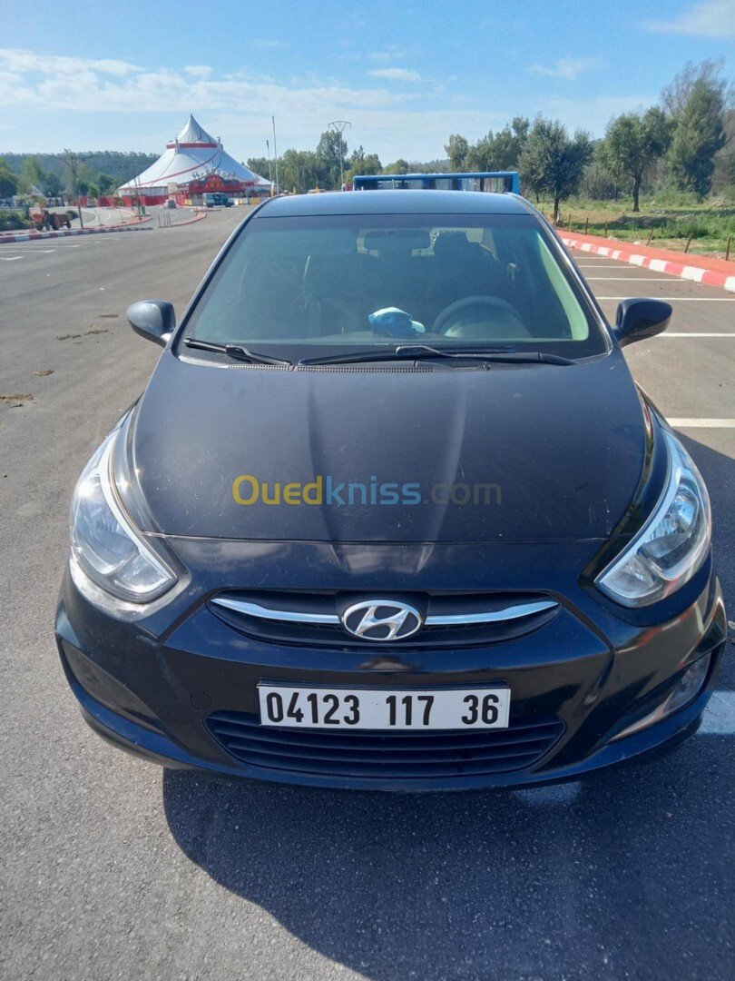 Hyundai Accent RB  4 portes 2017 Accent RB  4 portes