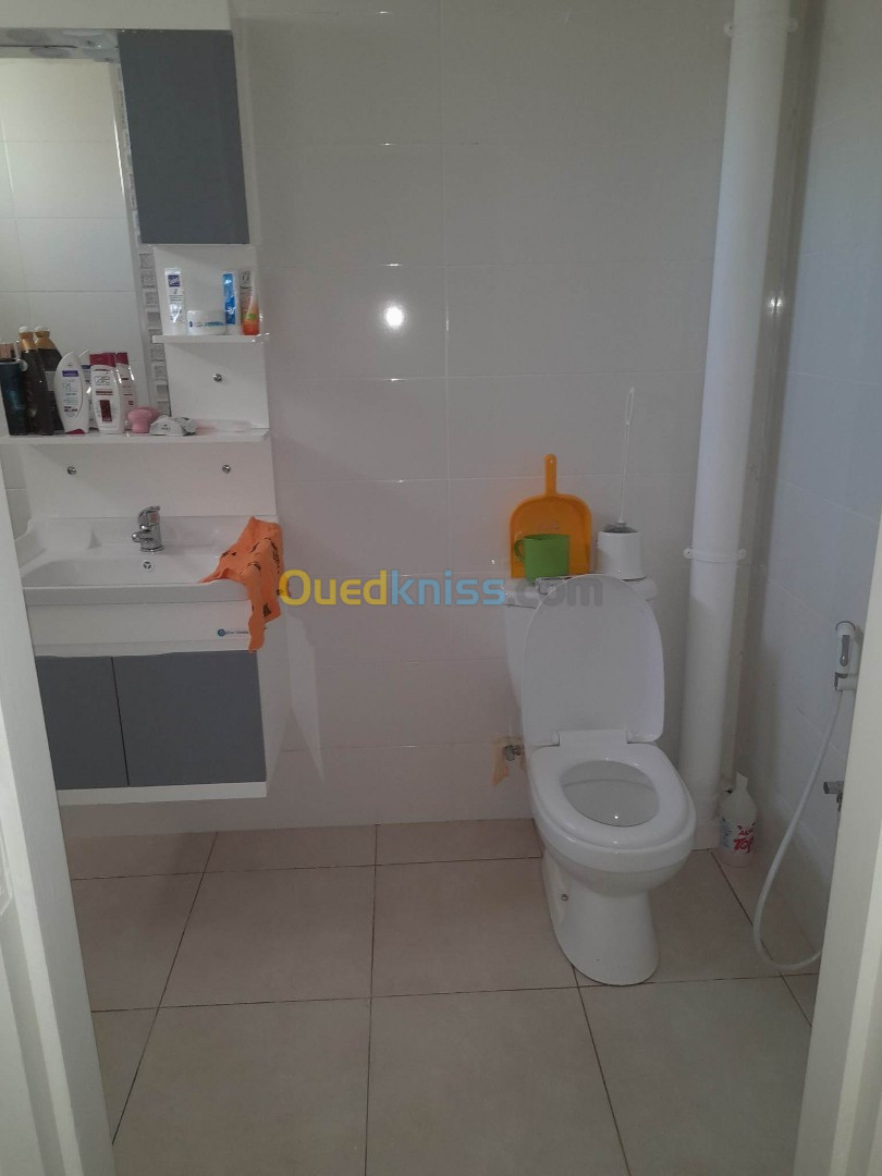 Location Appartement F3 Tizi ouzou Azeffoun