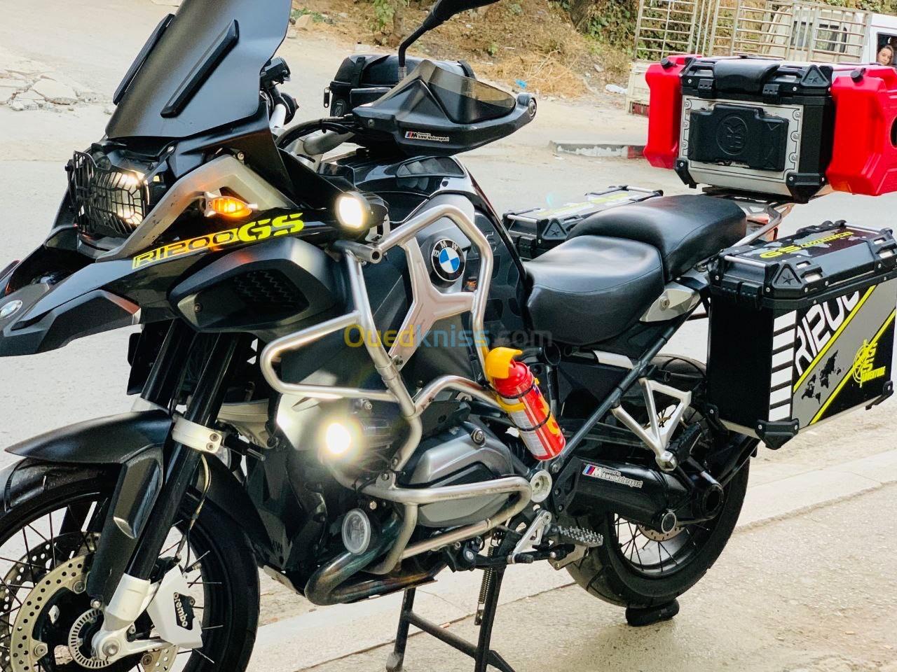 Gs 1200 triple 2024 black 2017