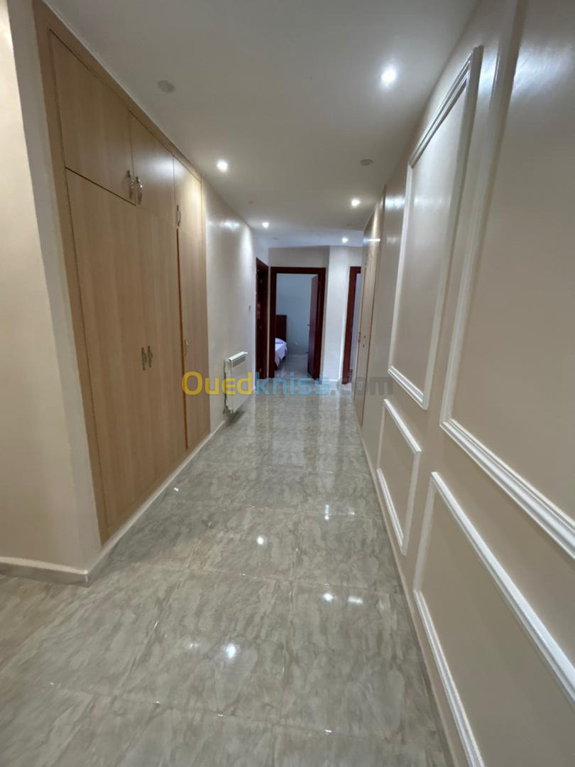 Vente Appartement F5 Alger Bordj el bahri