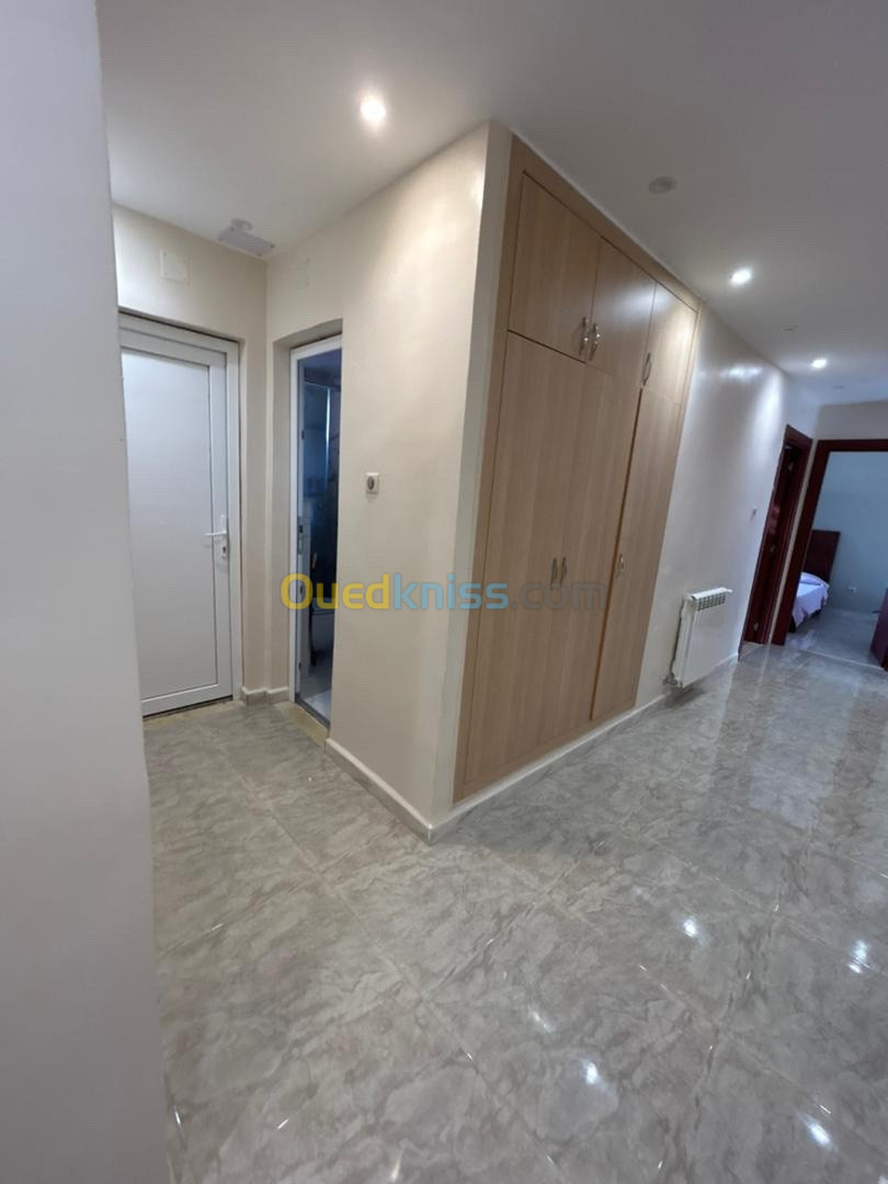 Vente Appartement F5 Alger Bordj el bahri