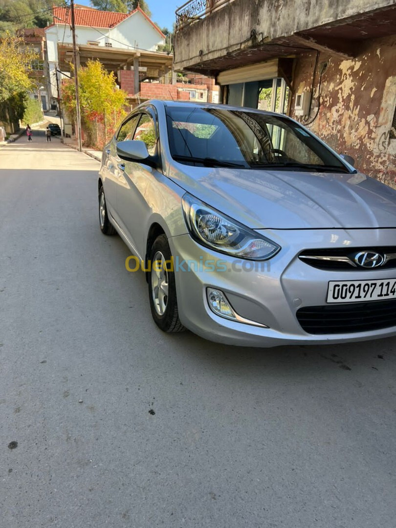 Hyundai Accent RB  5 portes 2014 Préstige