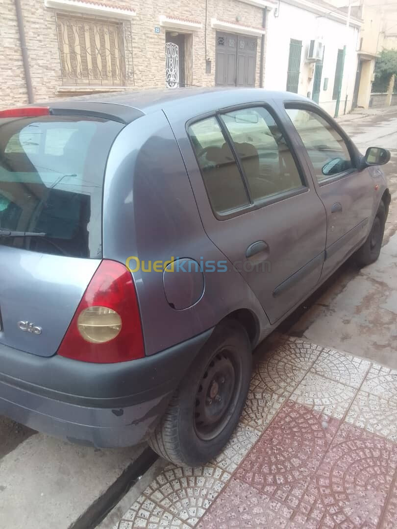 Renault Clio 2 2000 Expression