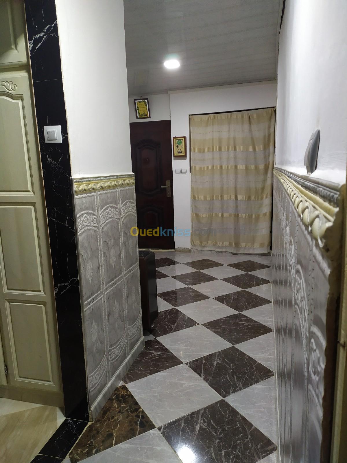 Vente Appartement F3 Mostaganem Mezghrane