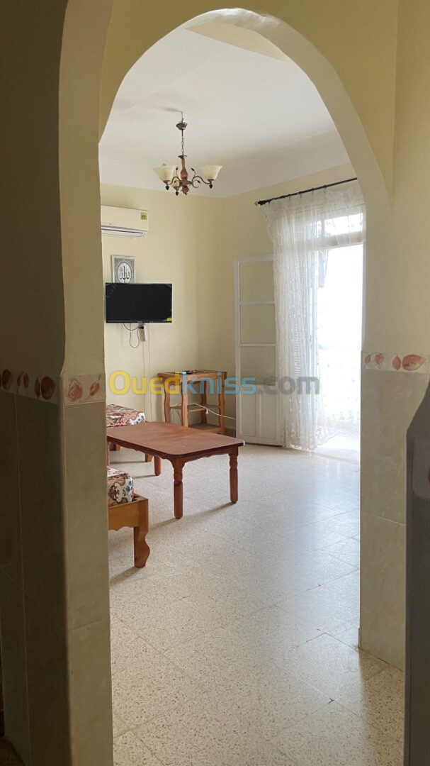 Location vacances Niveau De Villa F4 Jijel El aouana