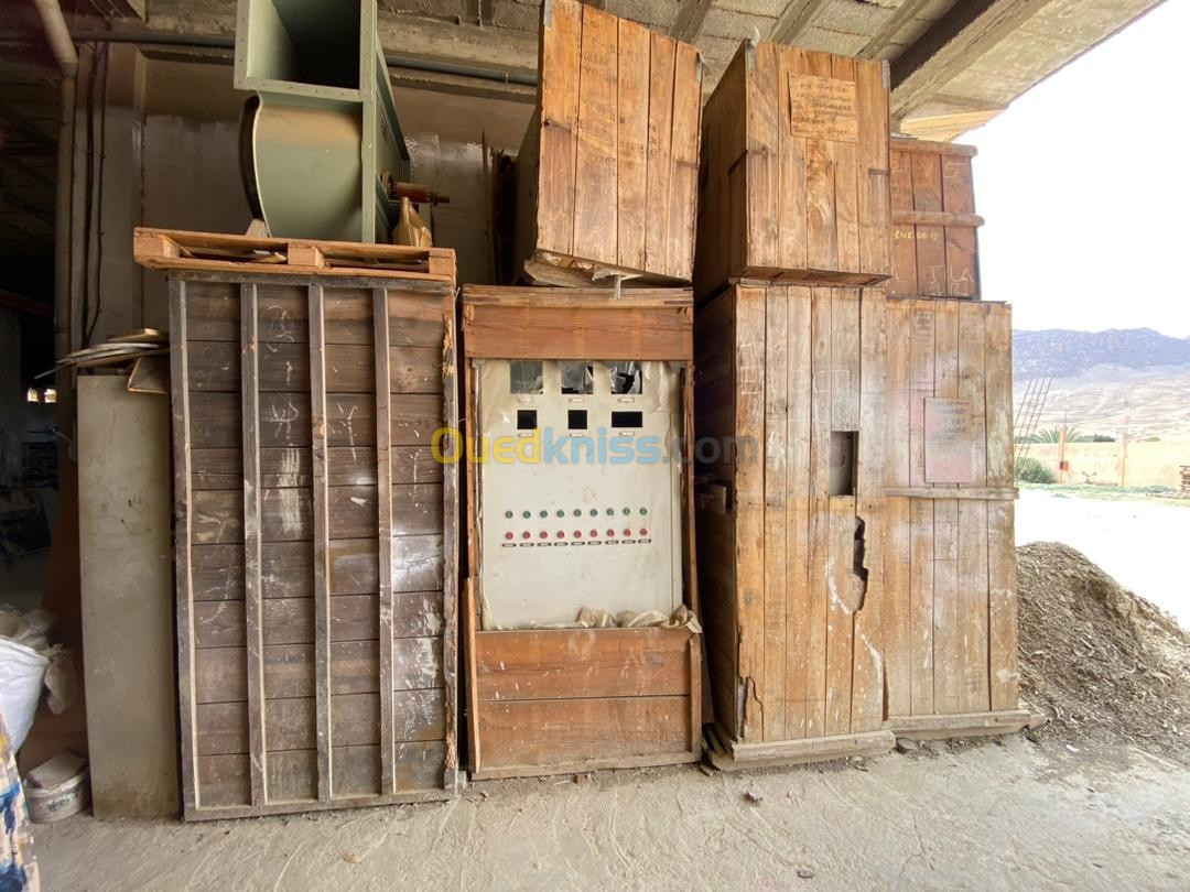 Vente un lot d'armoire électrique et turbines neuves