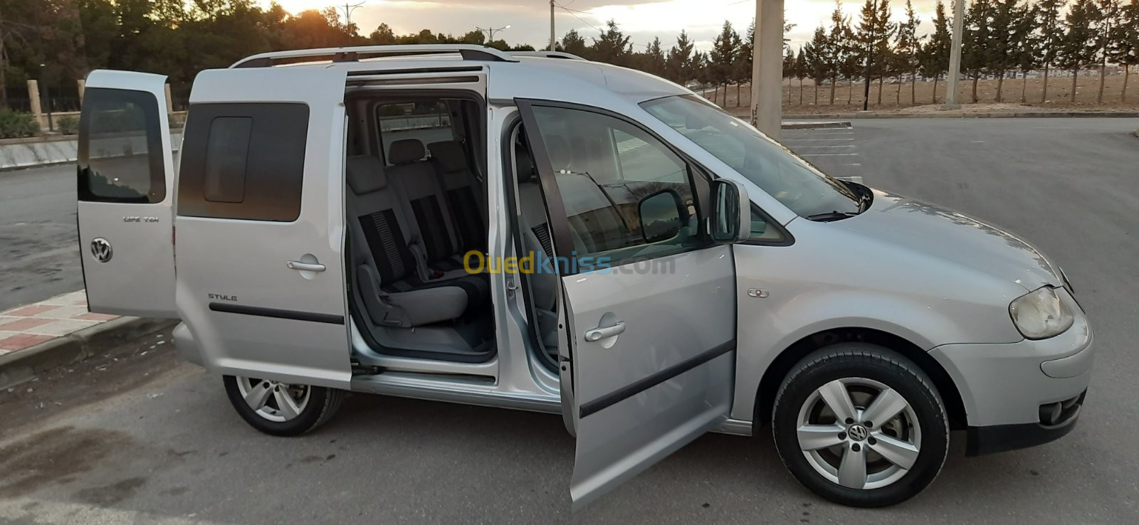 Volkswagen Caddy 2011 Style