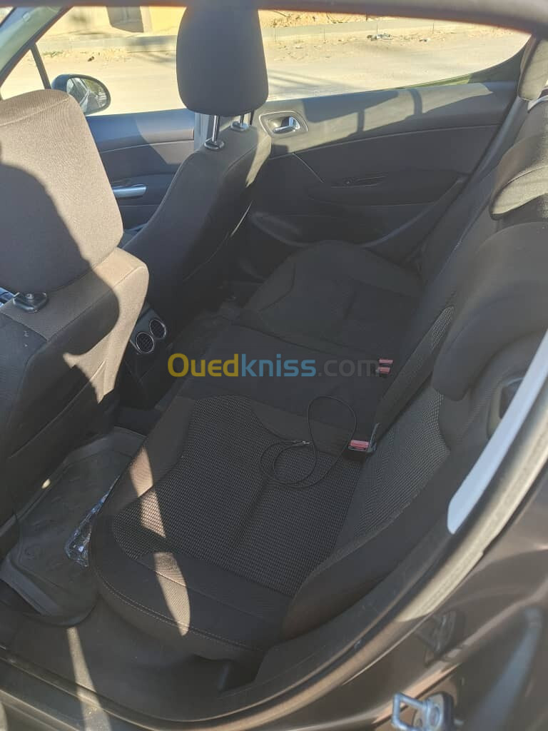 Peugeot 308 2013 308