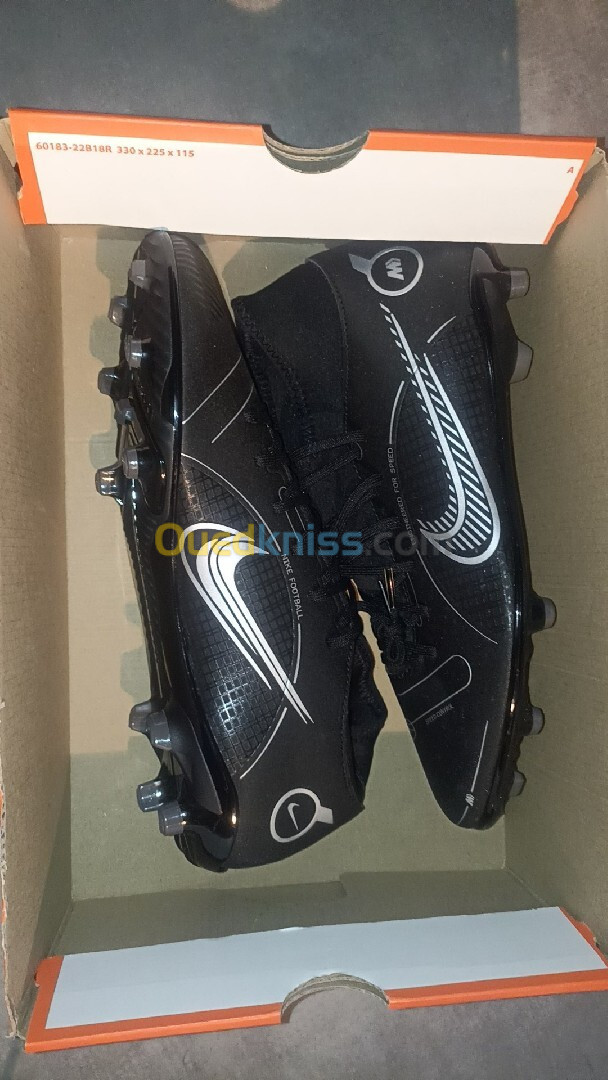 Souliers de Football Nike 44 