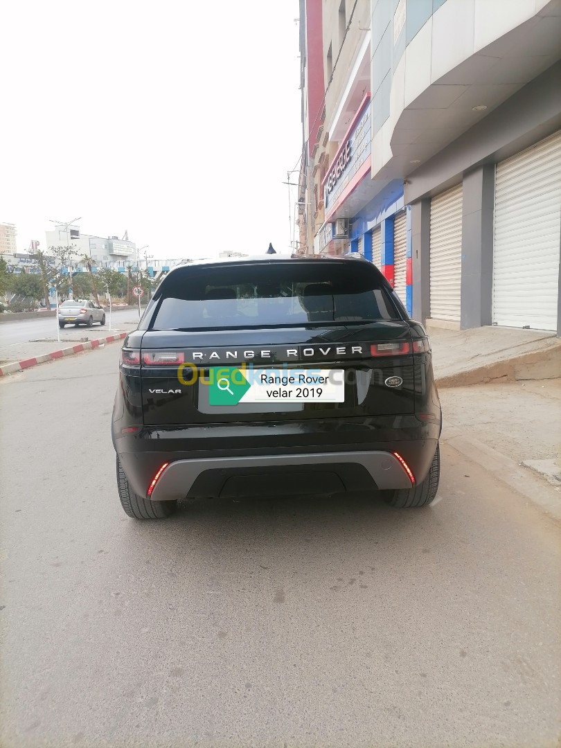 Land Rover Land Rover  2019 Premium 