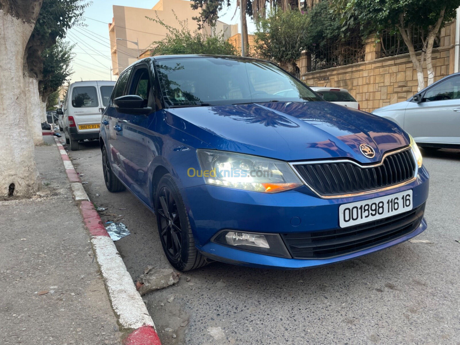 Skoda Fabia 2016 Style (avec toit panoramique)