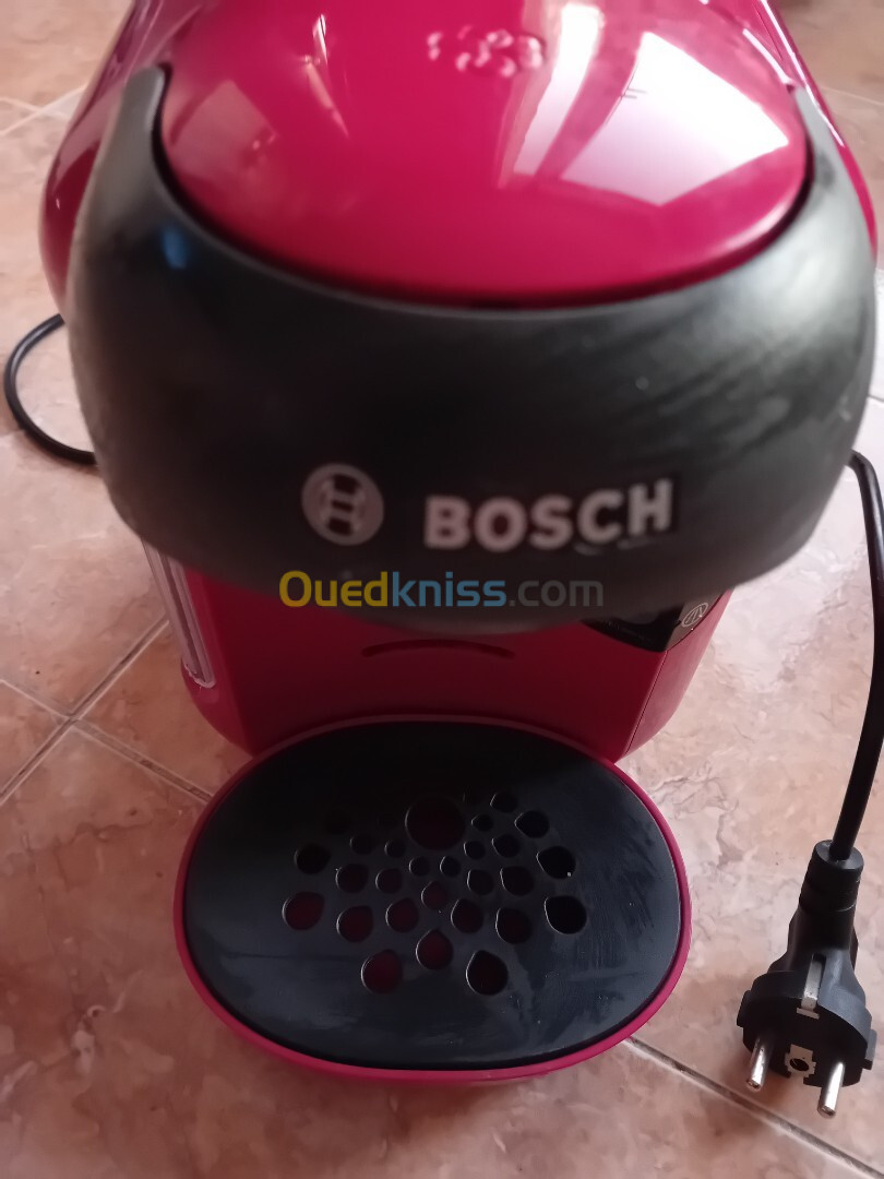 Chauffe eau condor et cafetière bosch