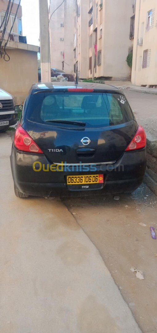 Nissan Tiida 5 portes 2006 