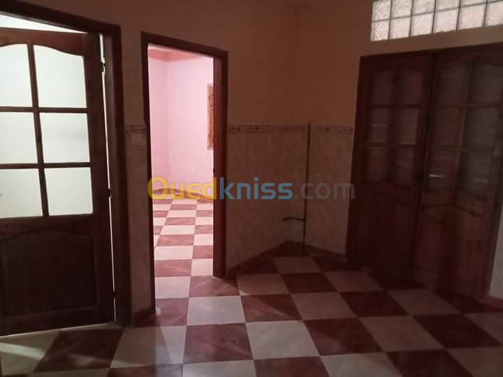 Location Niveau De Villa F4 Relizane Relizane