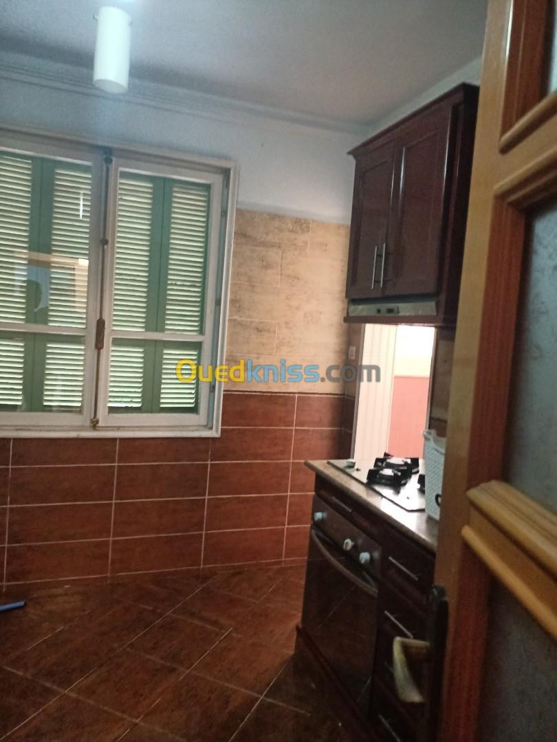 Location vacances Appartement F3 Tipaza Douaouda