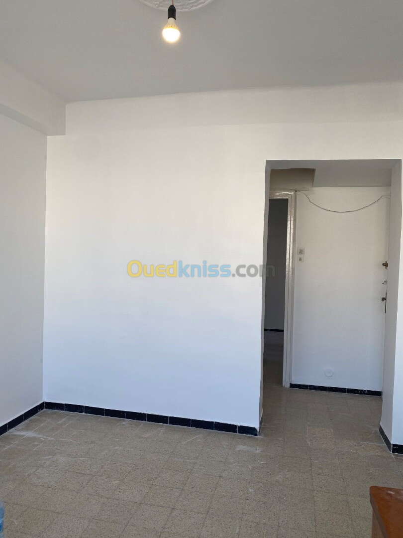 Vente Appartement F3 Alger Bouzareah