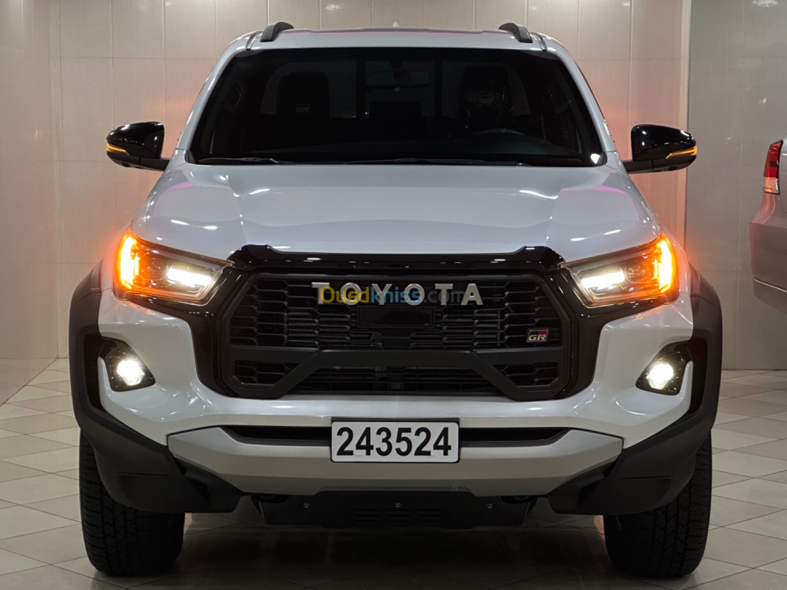 Toyota Hilux 2024 Gr sport full options coffre électrique