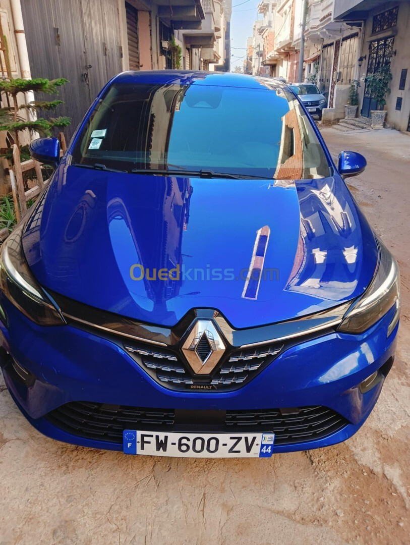 Renault clio5 2021 1.0 tce