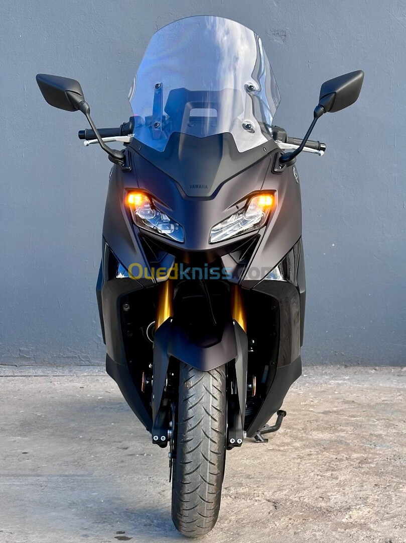 Yamaha Tmax 562 Tech magma 2024