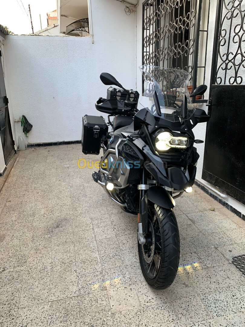 BMW gs 1250 triple black 2023