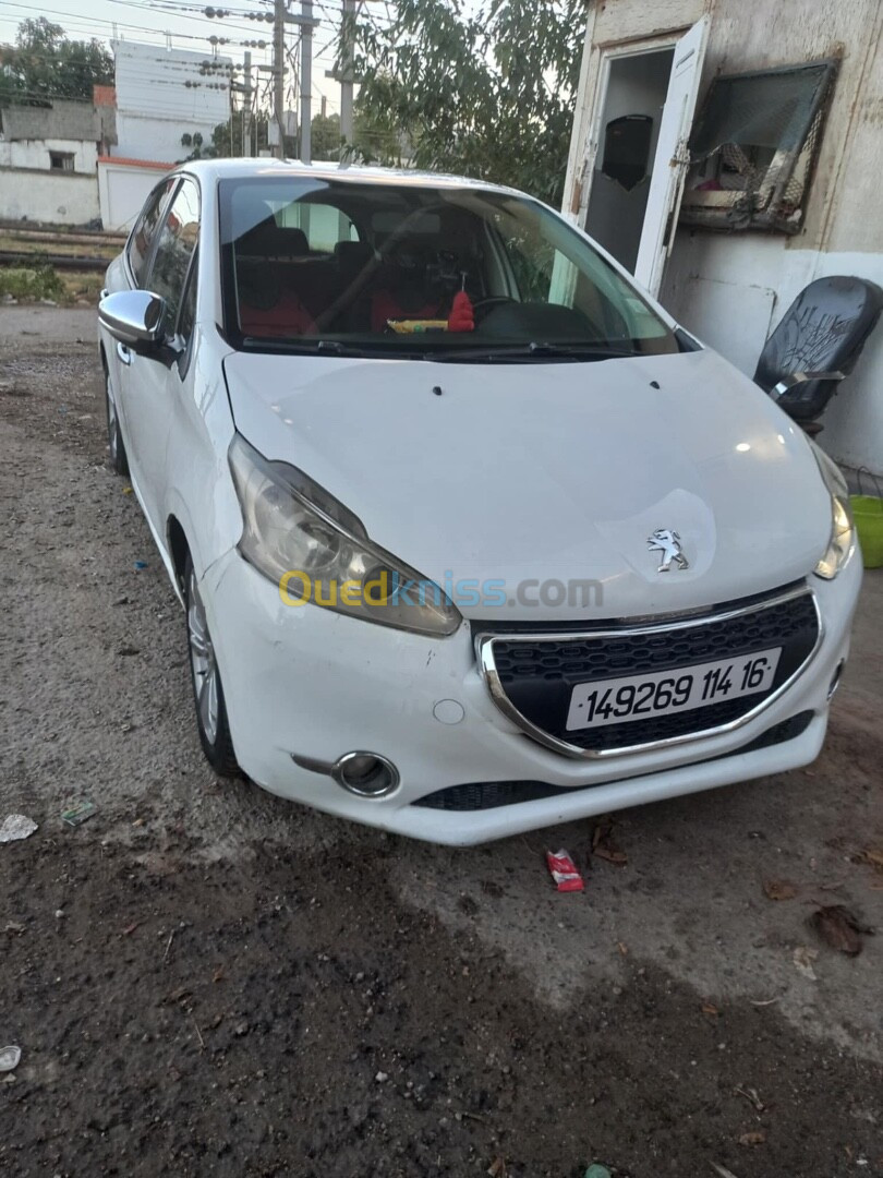 Peugeot 208 2014 208