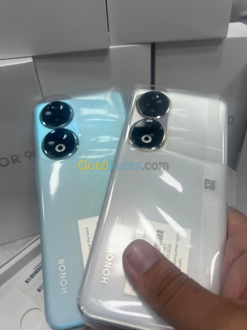 Honor 90