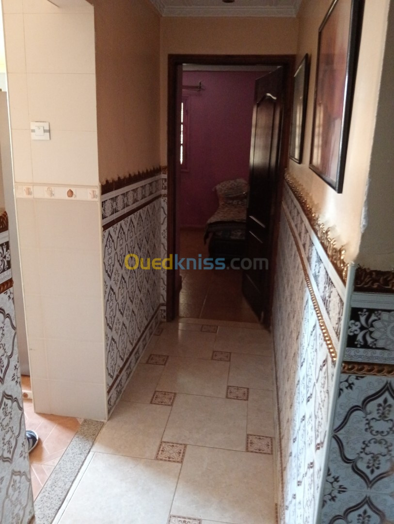 Vente Appartement F3 Alger Ain benian