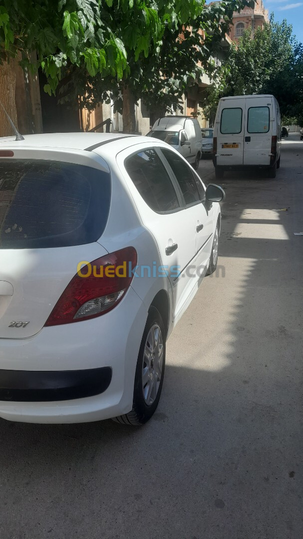 Peugeot 207 2013 207