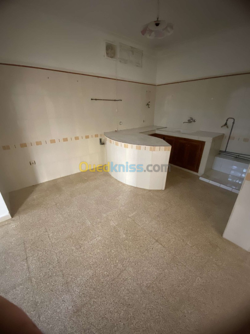 Location Appartement F2 Alger El achour