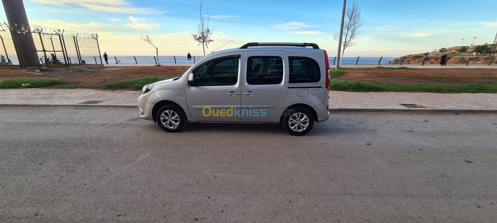 Renault Kangoo 2021 Authentique +