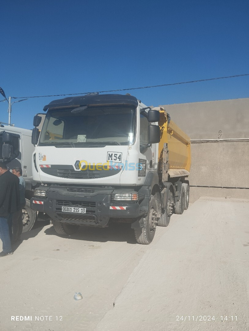 Renault 8×4 camion à benne 