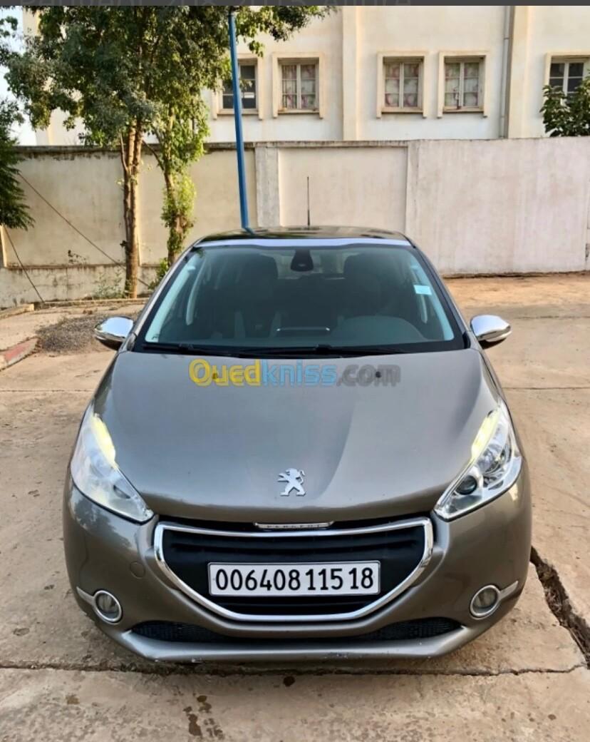 Peugeot 208 2015 Allure